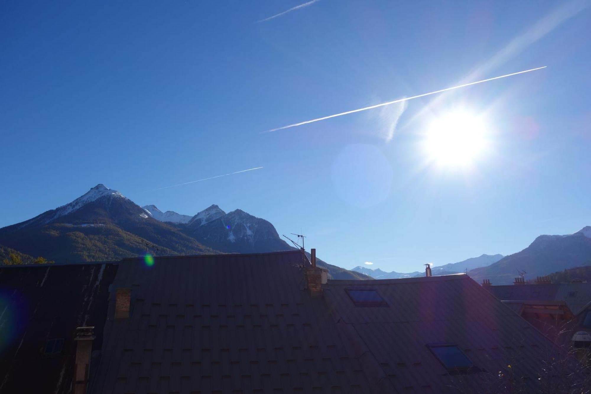 Chez Petit Louis- Appart Centre Ville Jusqu'A 6 Personnes Briançon Exteriér fotografie